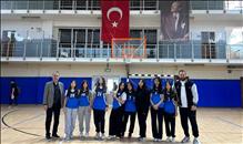 MAVİGÜN KOLEJİ BASKETBOL TURNUVASINDA ŞAMPİYON